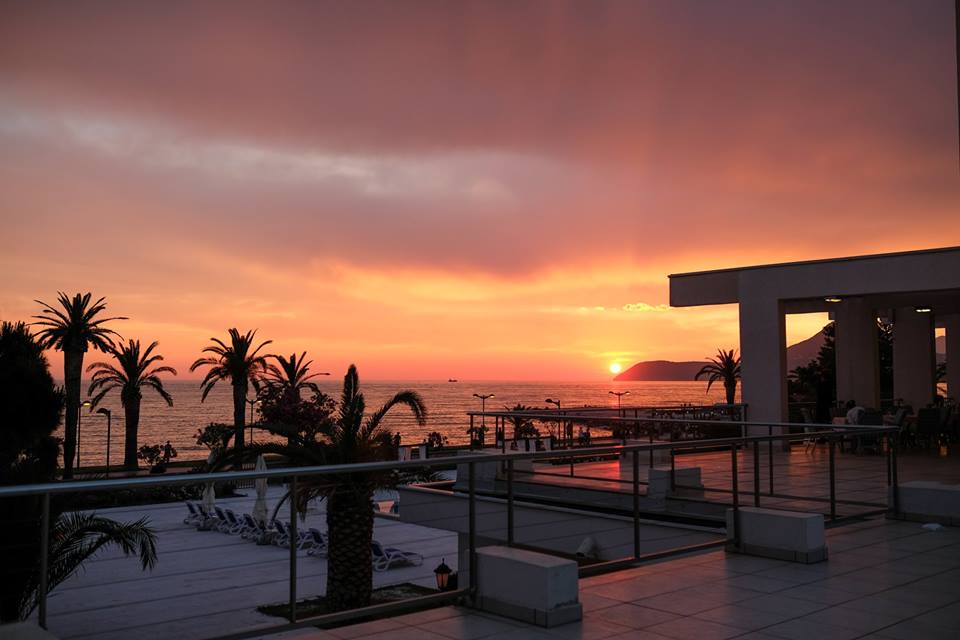 Cópia de 33833363_2049914755050327_3037555104006799360_n